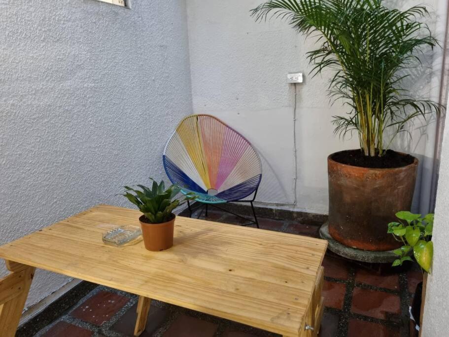 El Jardin De Manila Lägenhet Medellín Exteriör bild